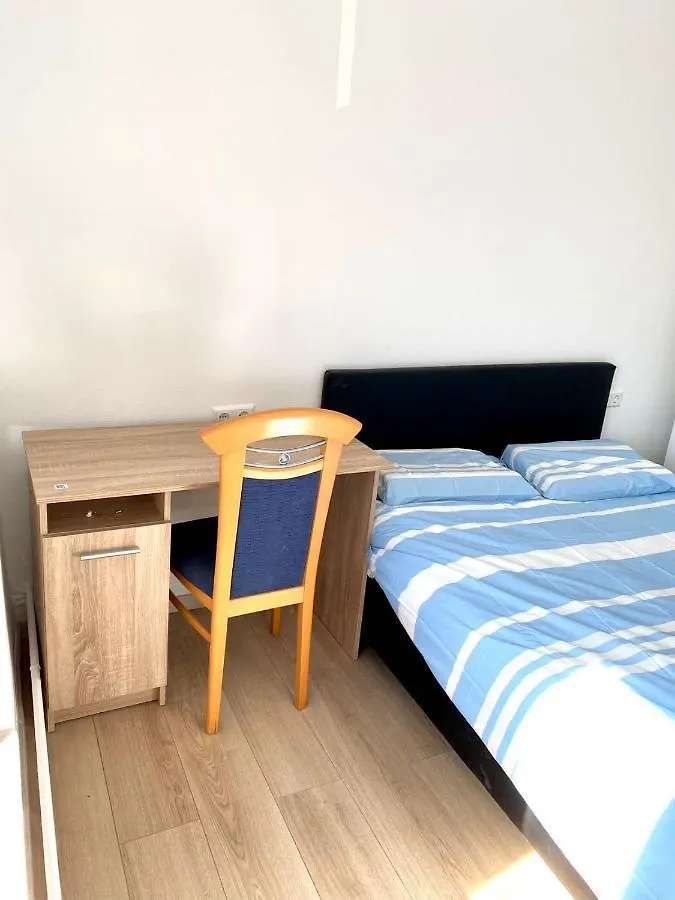 Habitación en casa particular Nice Rooms In Beggen House - In Luxembourg City
